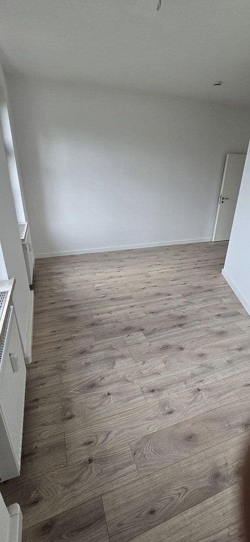 Pronájem bytu 2+1 48 m², Kirchplatz 1, Lengenfeld, Sasko Pronájem bytu 2+1 48 m², Kirchplatz 1, Lengenfeld, Sasko