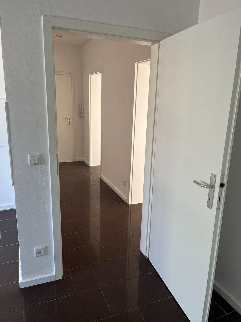 Pronájem bytu 3+kk 92 m², St.-Anton-Str. 21, Krefeld, Severní Porýní-Vestfálsko Pronájem bytu 3+kk 92 m², St.-Anton-Str. 21, Krefeld, Severní Porýní-Vestfálsko