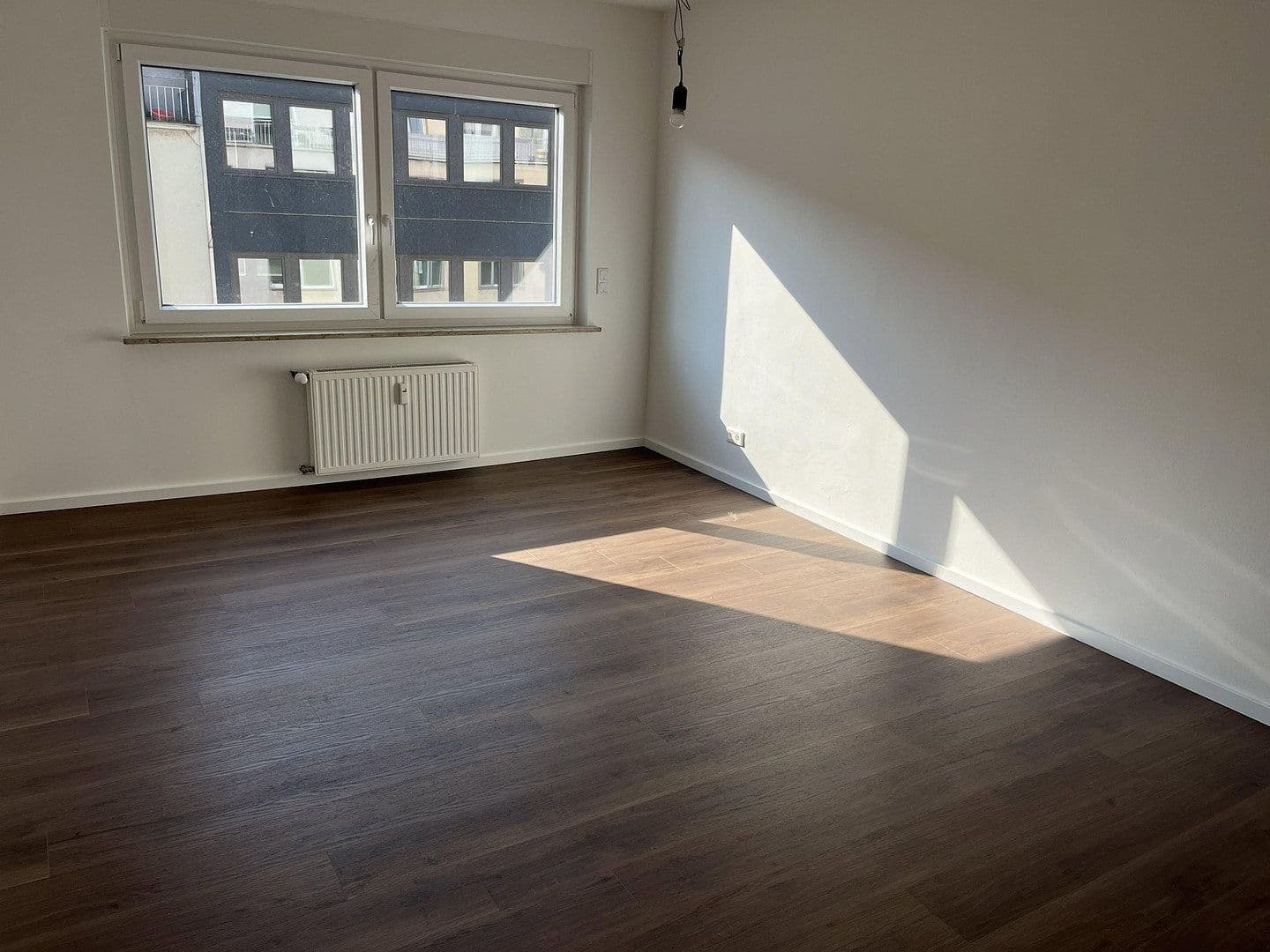 Pronájem bytu 3+kk 92 m², St.-Anton-Str. 21, Krefeld, Severní Porýní-Vestfálsko Pronájem bytu 3+kk 92 m², St.-Anton-Str. 21, Krefeld, Severní Porýní-Vestfálsko