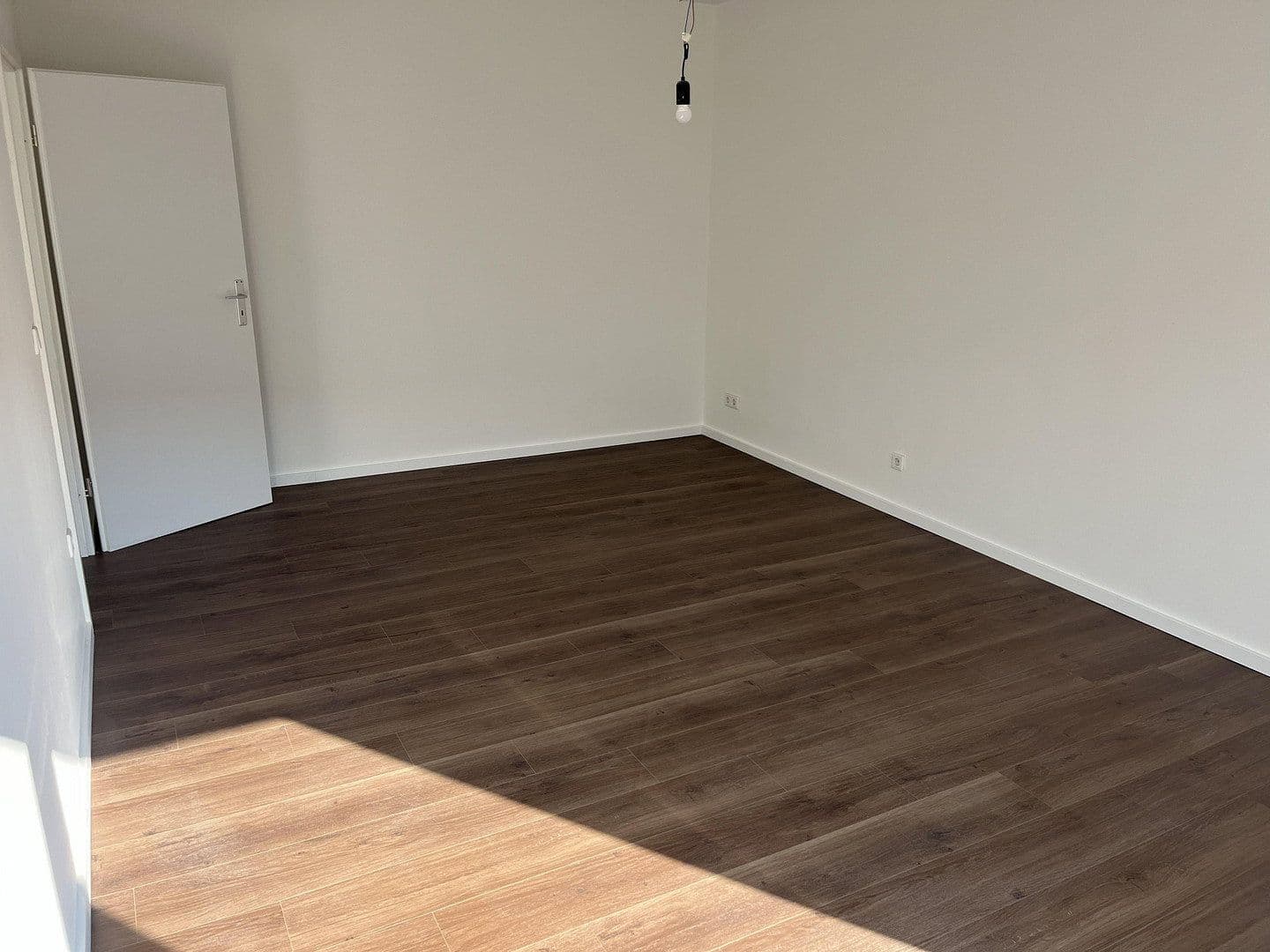 Pronájem bytu 3+kk 92 m², St.-Anton-Str. 21, Krefeld, Severní Porýní-Vestfálsko Pronájem bytu 3+kk 92 m², St.-Anton-Str. 21, Krefeld, Severní Porýní-Vestfálsko