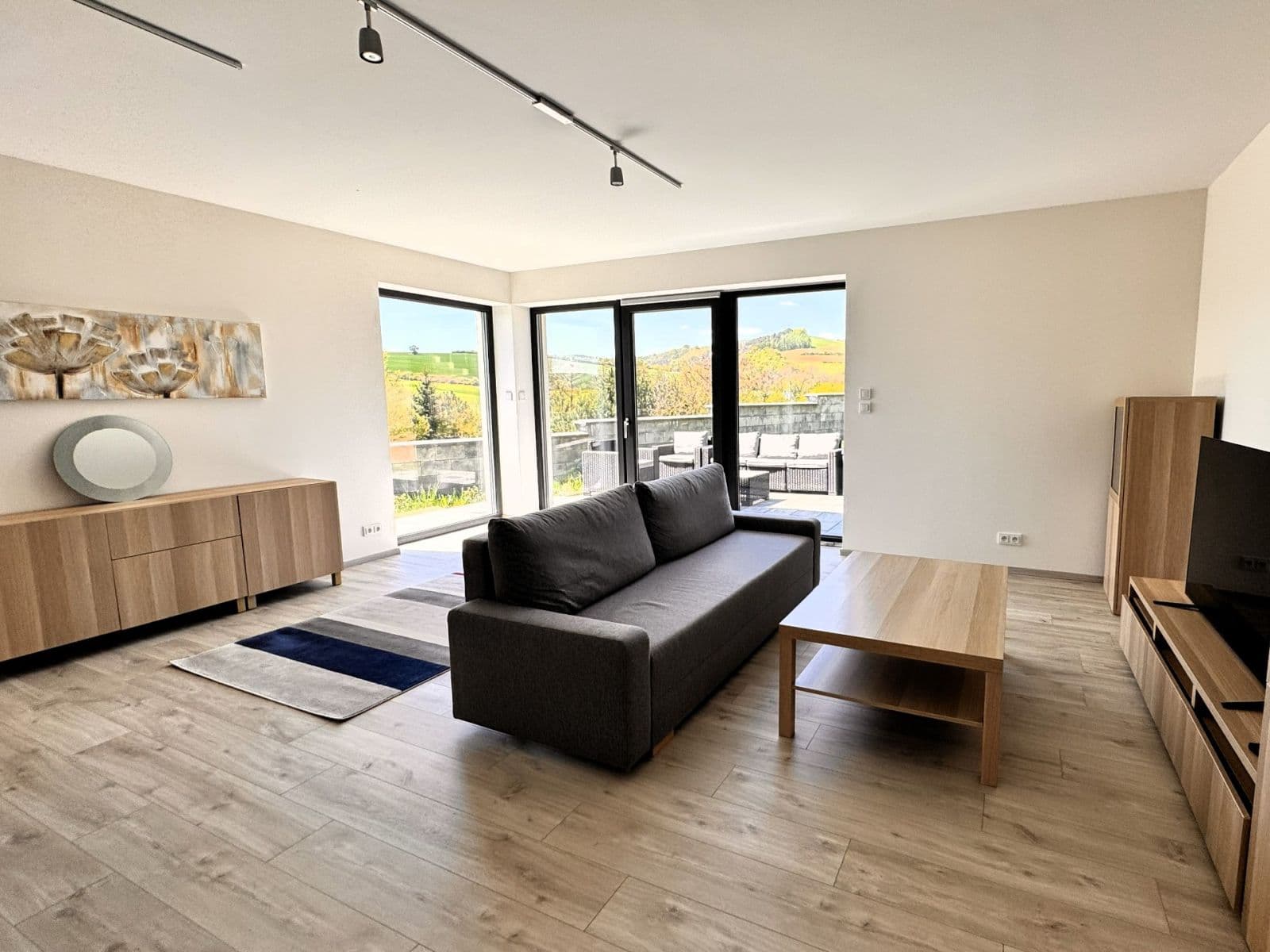 Prodej domu 160 m², pozemek 642 m², Akátová, Králův Dvůr, Středočeský kraj Prodej domu 160 m², pozemek 642 m², Akátová, Králův Dvůr, Středočeský kraj