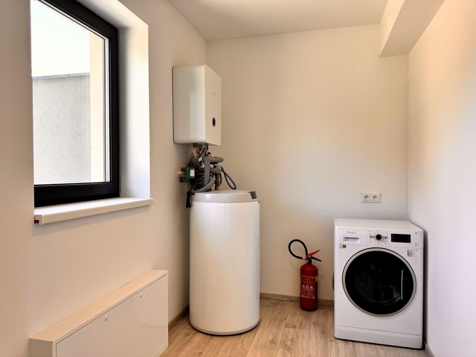 Prodej domu 160 m², pozemek 642 m², Akátová, Králův Dvůr, Středočeský kraj Prodej domu 160 m², pozemek 642 m², Akátová, Králův Dvůr, Středočeský kraj