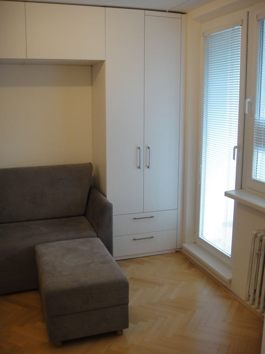 Pronájem bytu 2+kk 40 m², Za vodojemem, Olomouc, Olomoucký kraj Pronájem bytu 2+kk 40 m², Za vodojemem, Olomouc, Olomoucký kraj