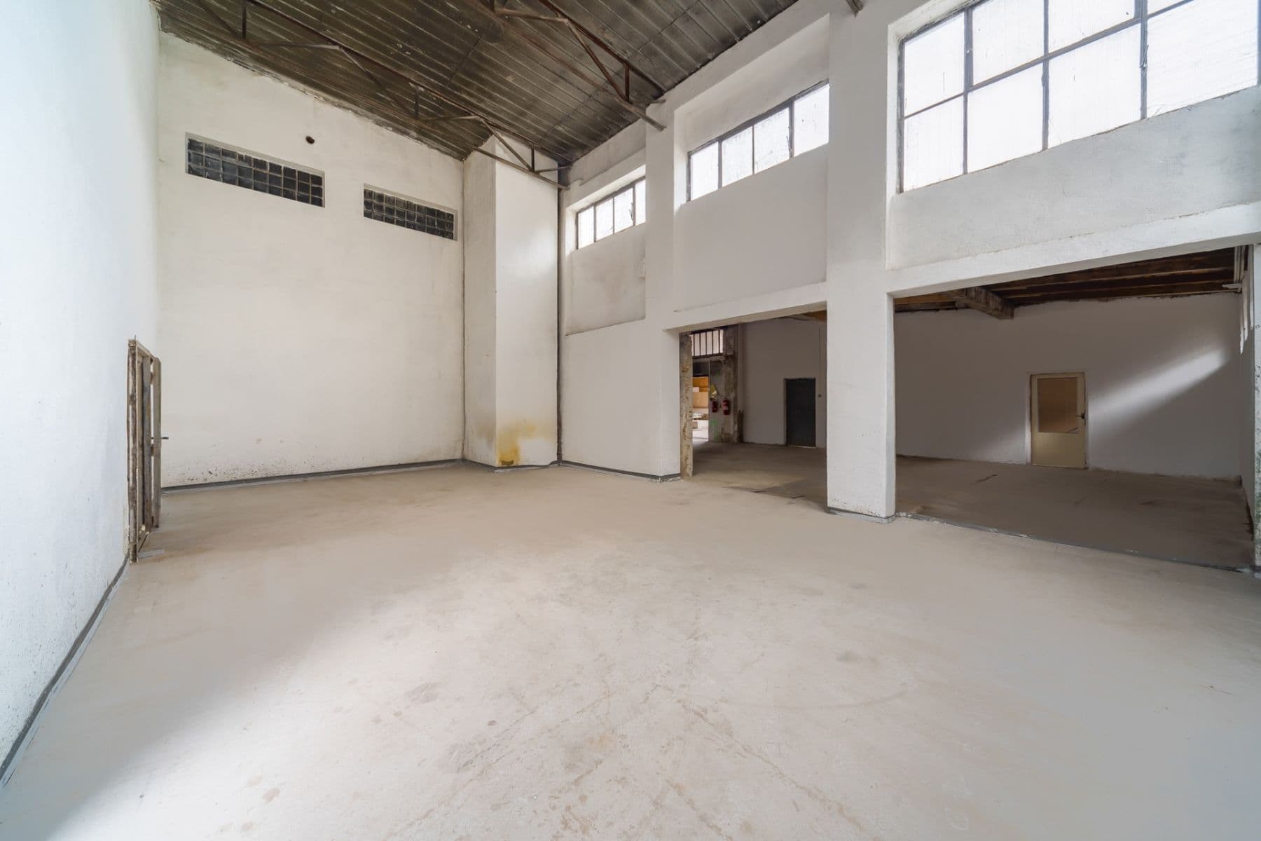 Prodej nebytového prostoru 863 m², Havlíčkova, Bílovice nad Svitavou, Jihomoravský kraj Prodej nebytového prostoru 863 m², Havlíčkova, Bílovice nad Svitavou, Jihomoravský kraj