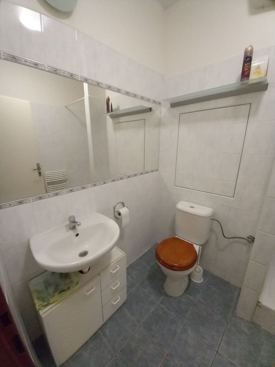 Pronájem bytu 1+kk 36 m², Čechova, Poděbrady, Středočeský kraj Pronájem bytu 1+kk 36 m², Čechova, Poděbrady, Středočeský kraj