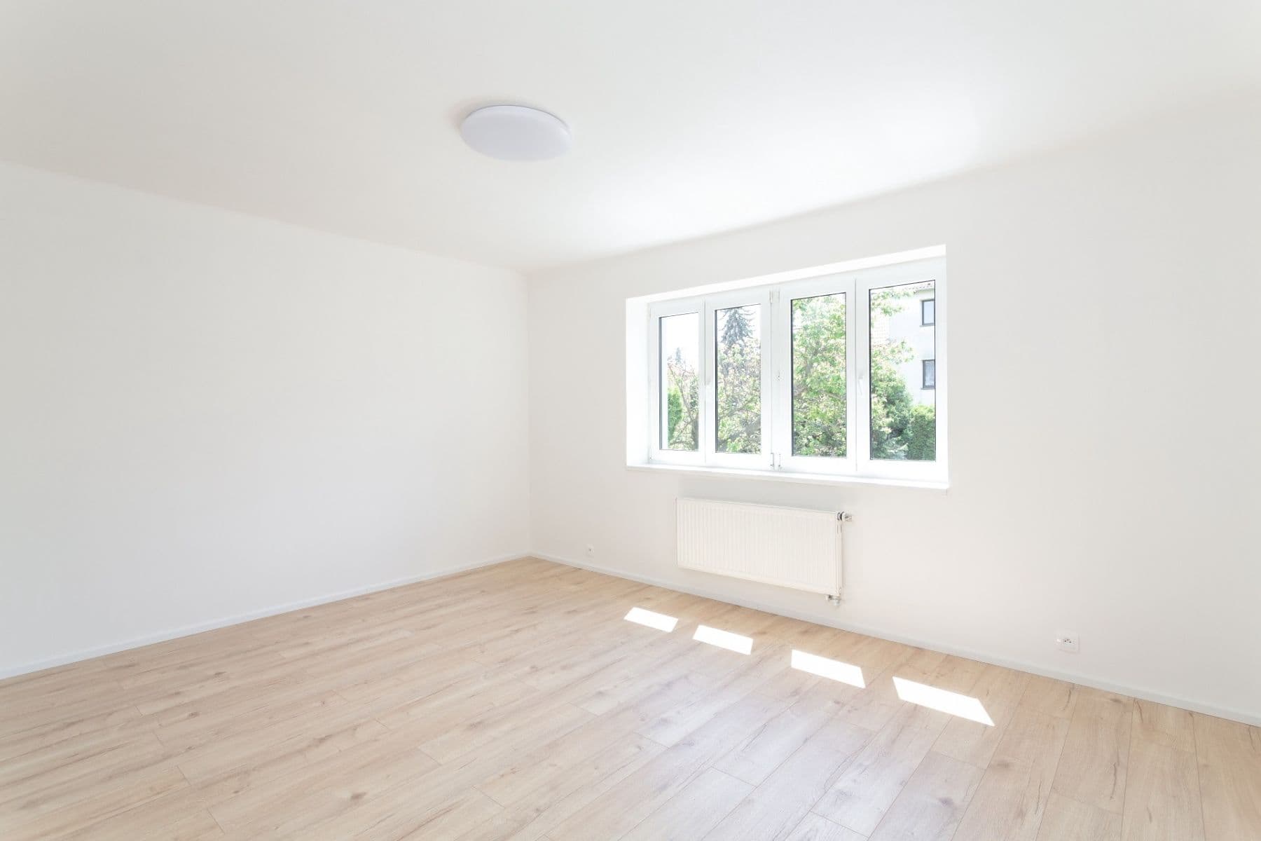 Prodej domu 150 m², pozemek 143 m², Slunečnicová, Praha, Praha Prodej domu 150 m², pozemek 143 m², Slunečnicová, Praha, Praha