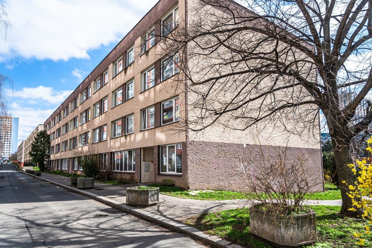 Prodej bytu 2+kk 38 m², Poznaňská, Praha, Praha Prodej bytu 2+kk 38 m², Poznaňská, Praha, Praha