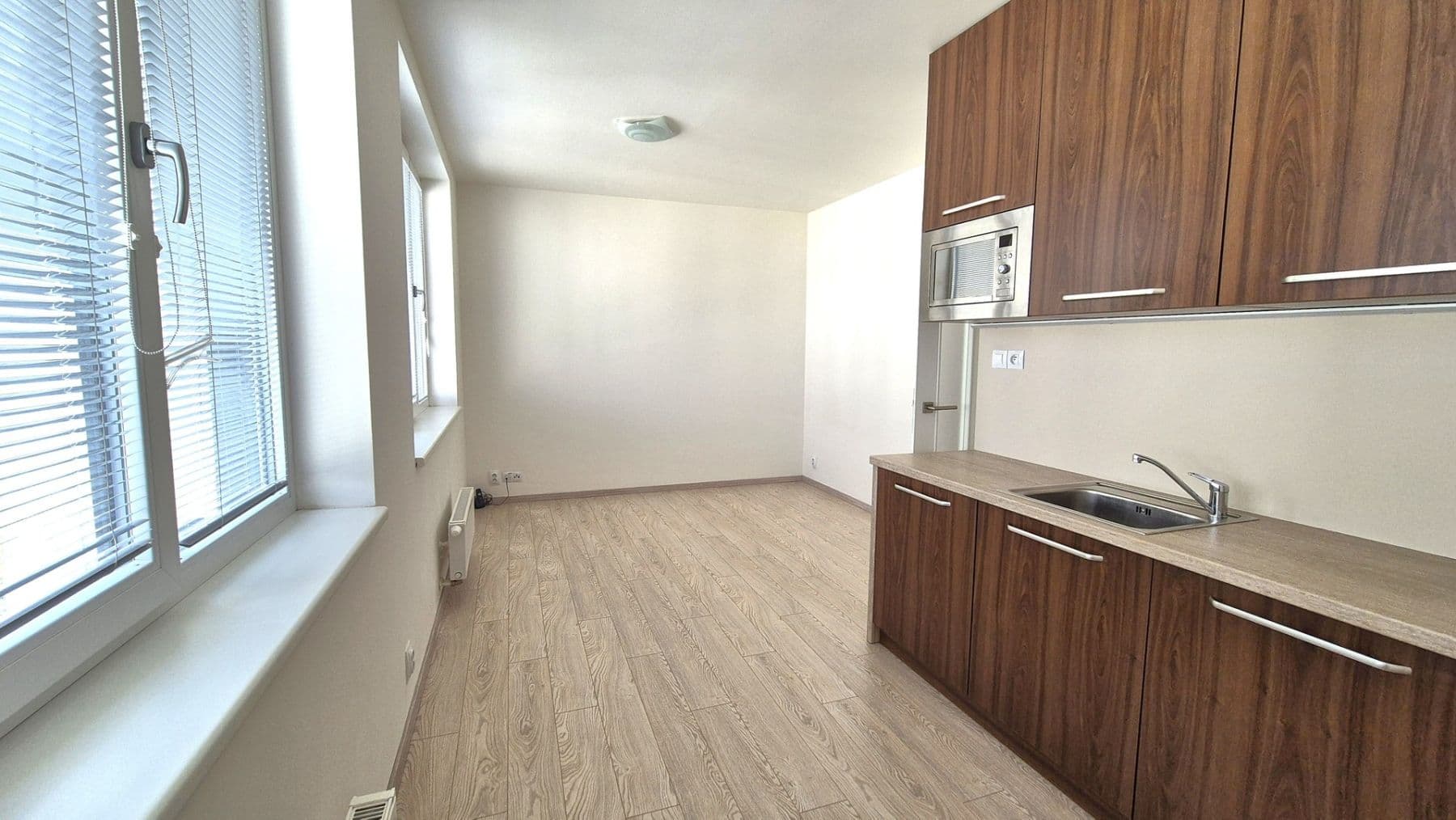 Pronájem bytu 1+kk 24 m², Markůvky, Brno, Jihomoravský kraj Pronájem bytu 1+kk 24 m², Markůvky, Brno, Jihomoravský kraj