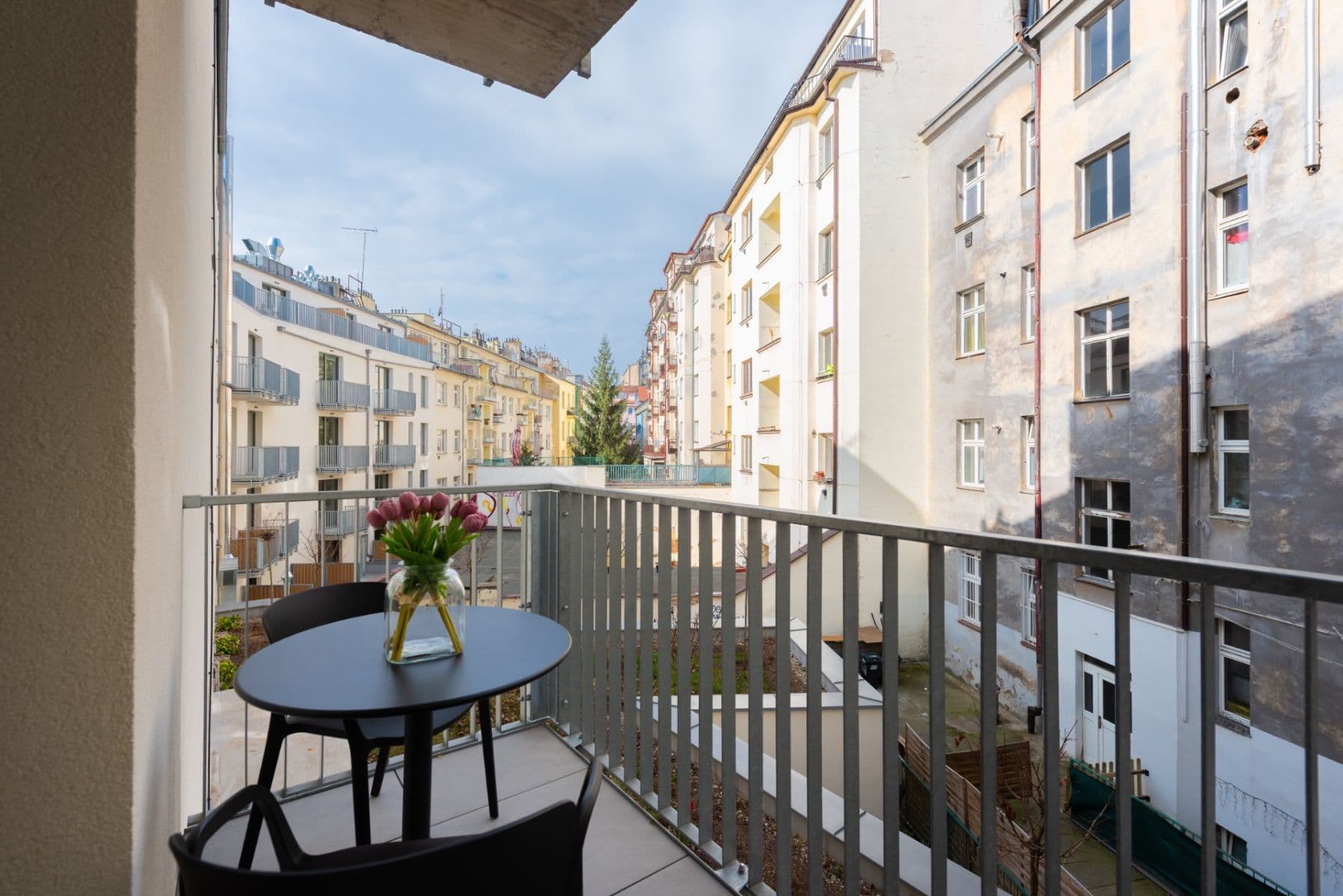 Pronájem bytu 2+kk 39 m², Krymská, Praha, Praha Pronájem bytu 2+kk 39 m², Krymská, Praha, Praha