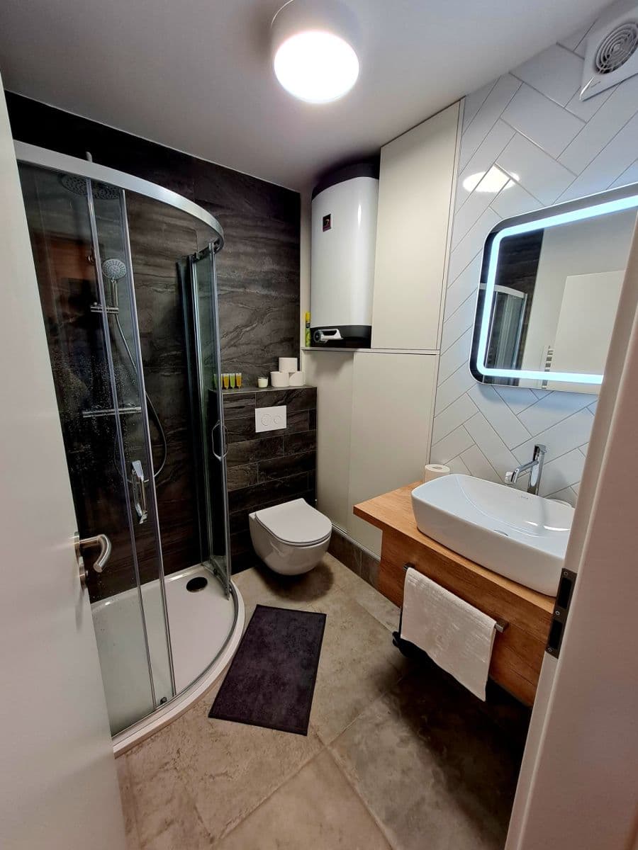 Pronájem chaty, chalupy 27 m², pozemek 7 m², Loučná pod Klínovcem, Ústecký kraj Pronájem chaty, chalupy 27 m², pozemek 7 m², Loučná pod Klínovcem, Ústecký kraj