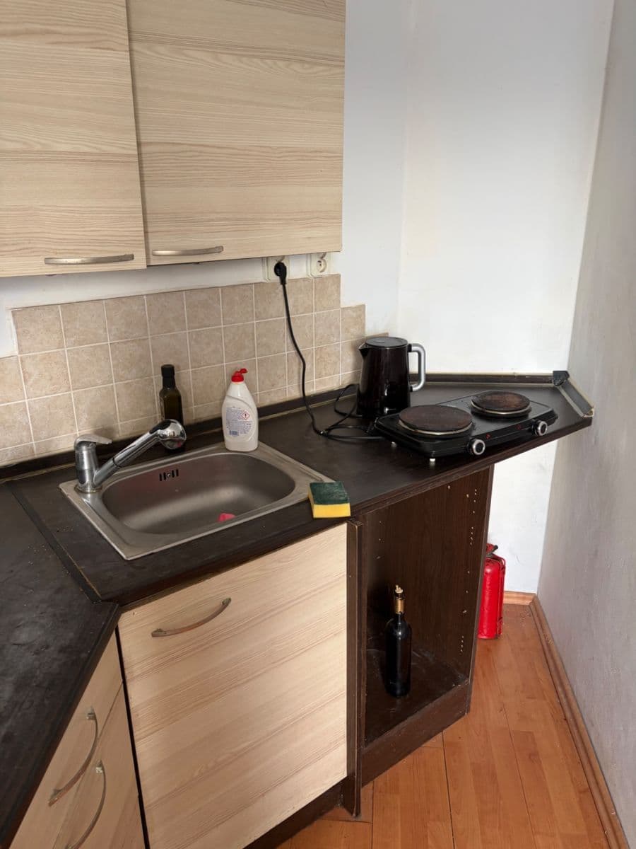 Pronájem bytu 2+kk 32 m², K Třebonicům, Praha, Praha Pronájem bytu 2+kk 32 m², K Třebonicům, Praha, Praha