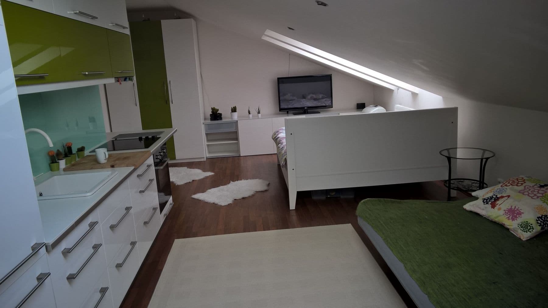 Prodej bytu 1+kk 49 m², Mladých Běchovic, Praha, Praha Prodej bytu 1+kk 49 m², Mladých Běchovic, Praha, Praha