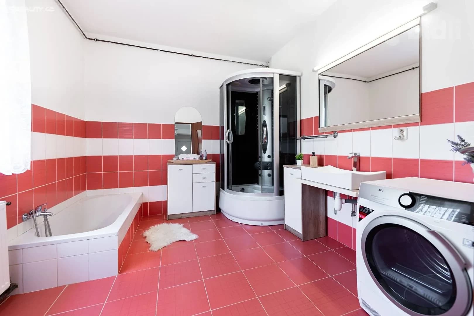 Prodej domu 186 m², pozemek 993 m², Děčínská, Česká Lípa, Liberecký kraj Prodej domu 186 m², pozemek 993 m², Děčínská, Česká Lípa, Liberecký kraj