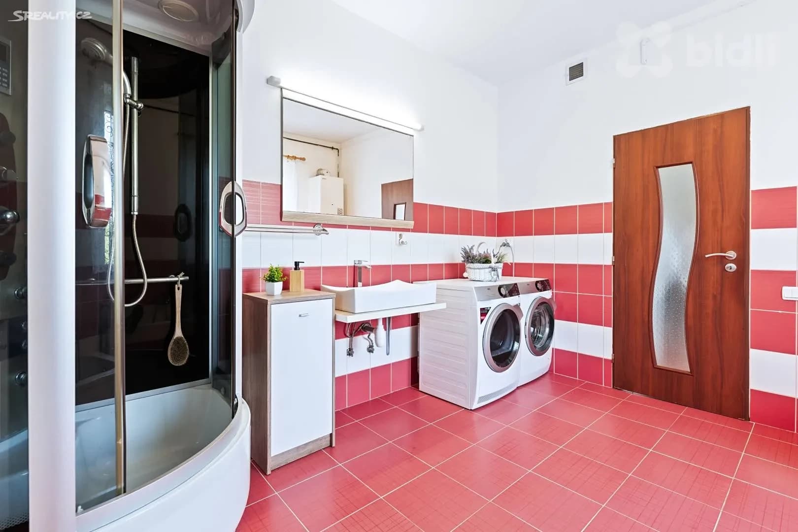 Prodej domu 186 m², pozemek 993 m², Děčínská, Česká Lípa, Liberecký kraj Prodej domu 186 m², pozemek 993 m², Děčínská, Česká Lípa, Liberecký kraj