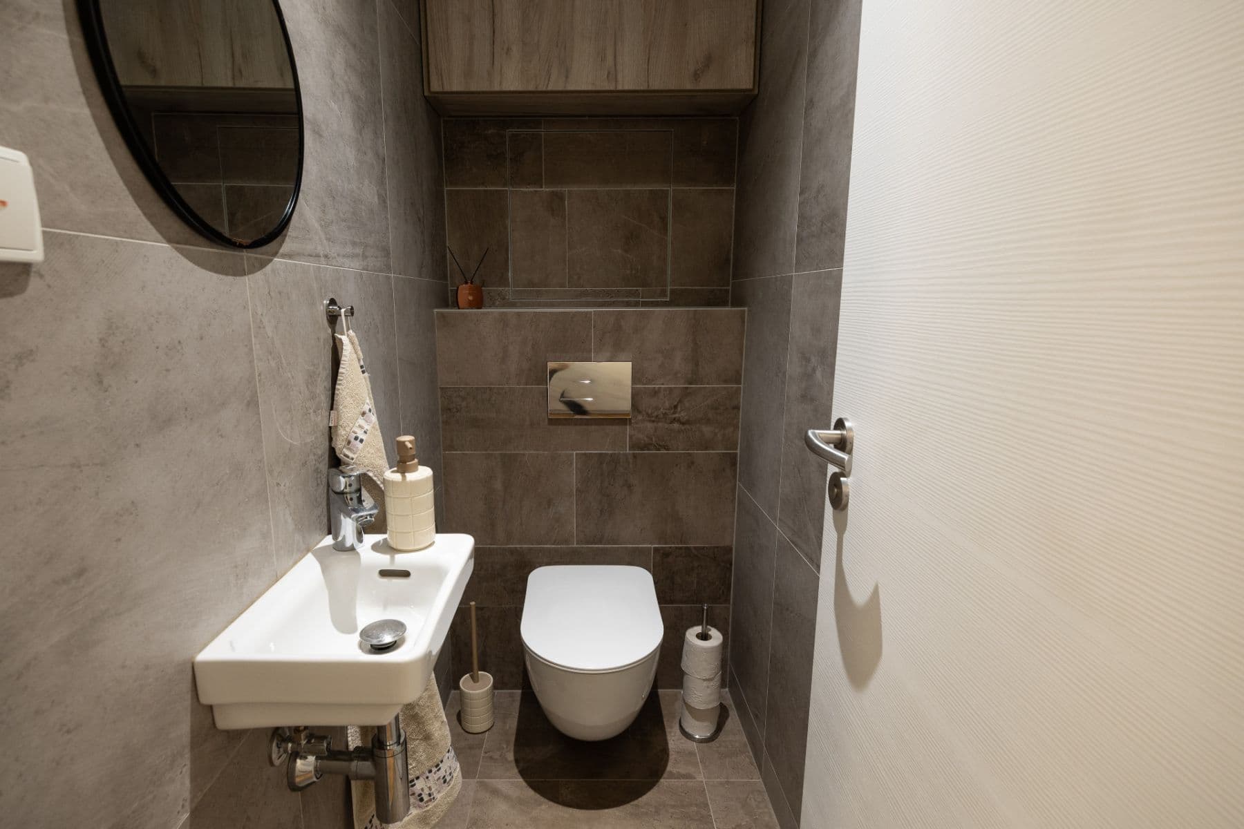 Pronájem bytu 3+1 83 m², Polianky, Dúbravka, Bratislavský kraj Pronájem bytu 3+1 83 m², Polianky, Dúbravka, Bratislavský kraj