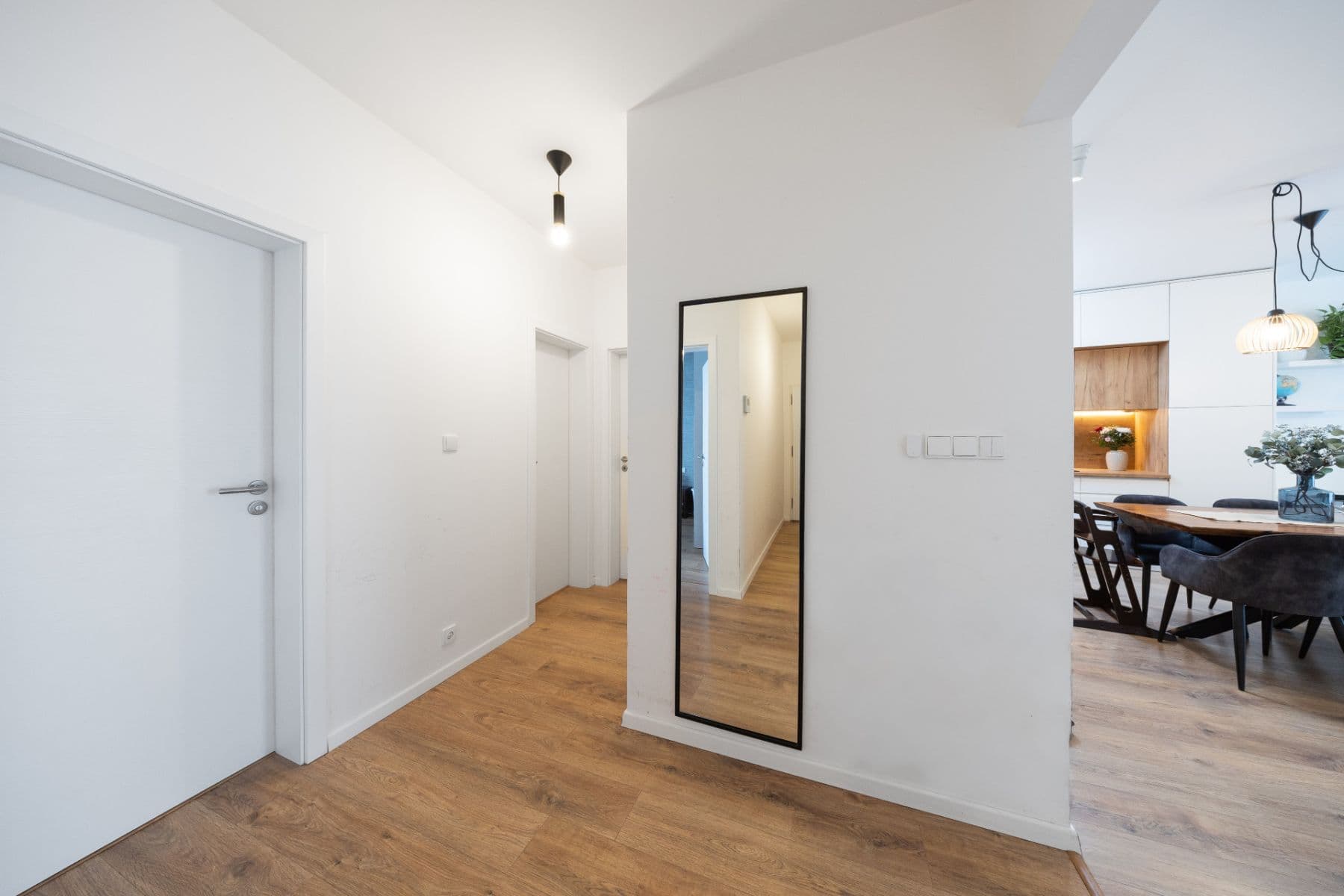 Pronájem bytu 3+1 83 m², Polianky, Dúbravka, Bratislavský kraj Pronájem bytu 3+1 83 m², Polianky, Dúbravka, Bratislavský kraj