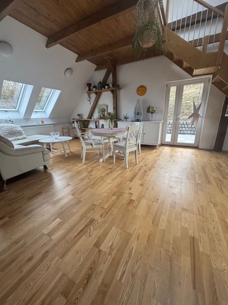 Prodej domu 320 m², pozemek 1.000 m², Jílové u Prahy, Středočeský kraj Prodej domu 320 m², pozemek 1.000 m², Jílové u Prahy, Středočeský kraj