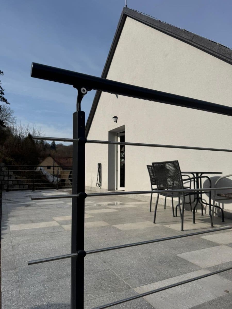 Prodej domu 320 m², pozemek 1.000 m², Jílové u Prahy, Středočeský kraj Prodej domu 320 m², pozemek 1.000 m², Jílové u Prahy, Středočeský kraj