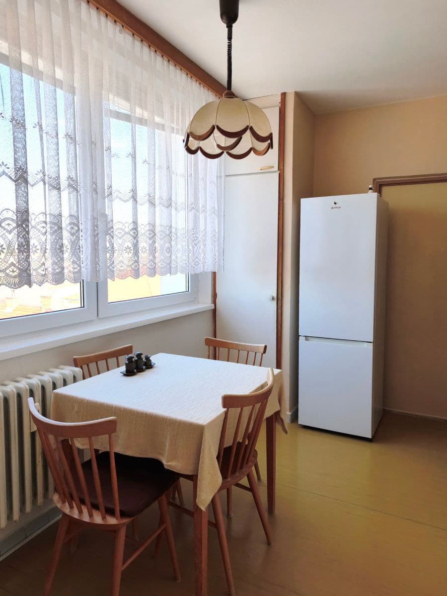 Prodej bytu 3+1 69 m², Sadová, Hodonín, Jihomoravský kraj Prodej bytu 3+1 69 m², Sadová, Hodonín, Jihomoravský kraj