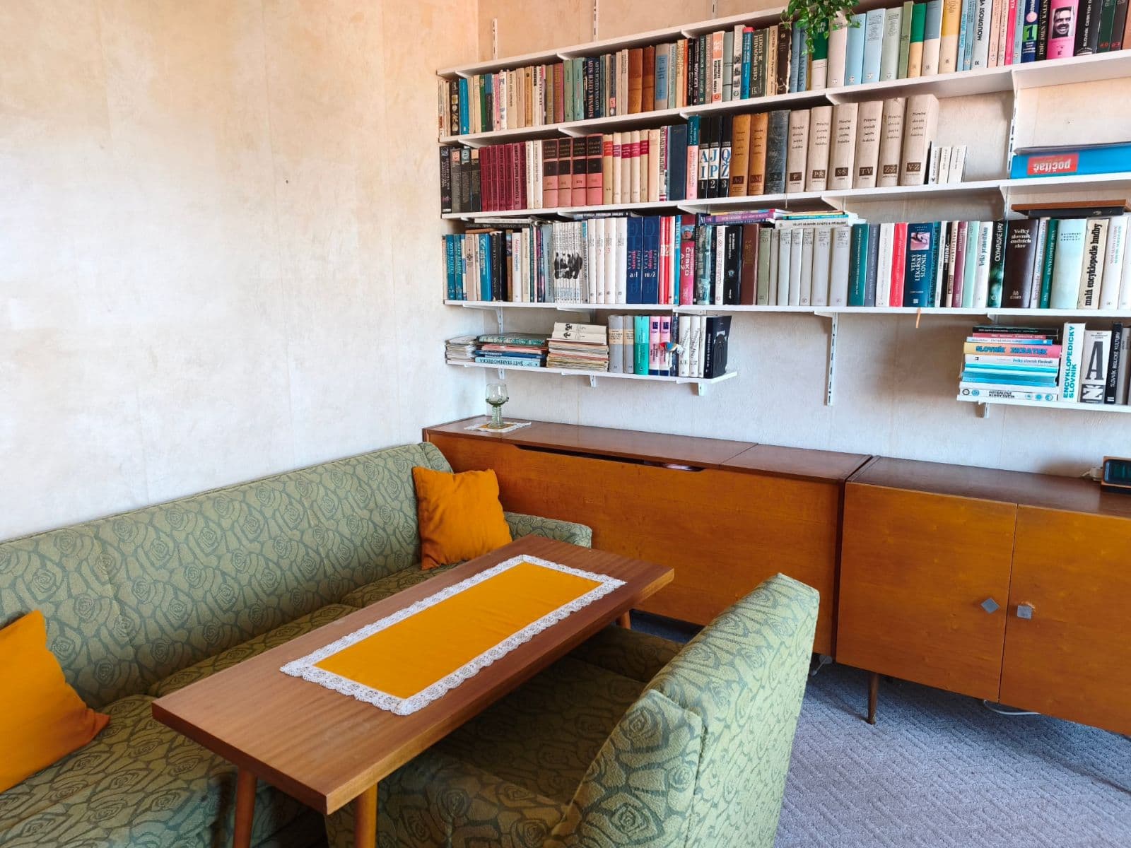 Prodej bytu 3+1 69 m², Sadová, Hodonín, Jihomoravský kraj Prodej bytu 3+1 69 m², Sadová, Hodonín, Jihomoravský kraj