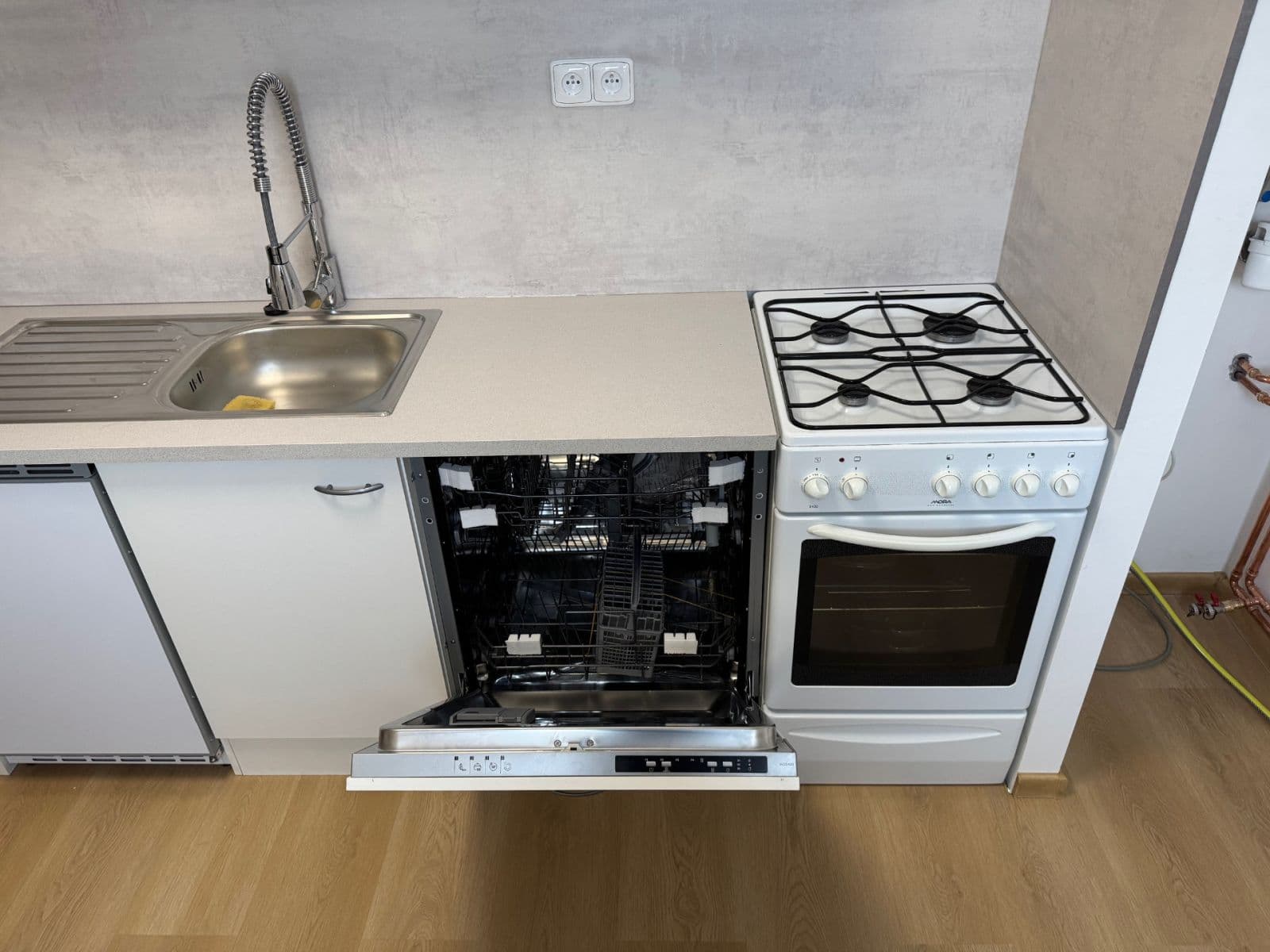 Prodej bytu 1+1 36 m², Komenského, Nový Jičín, Moravskoslezský kraj Prodej bytu 1+1 36 m², Komenského, Nový Jičín, Moravskoslezský kraj