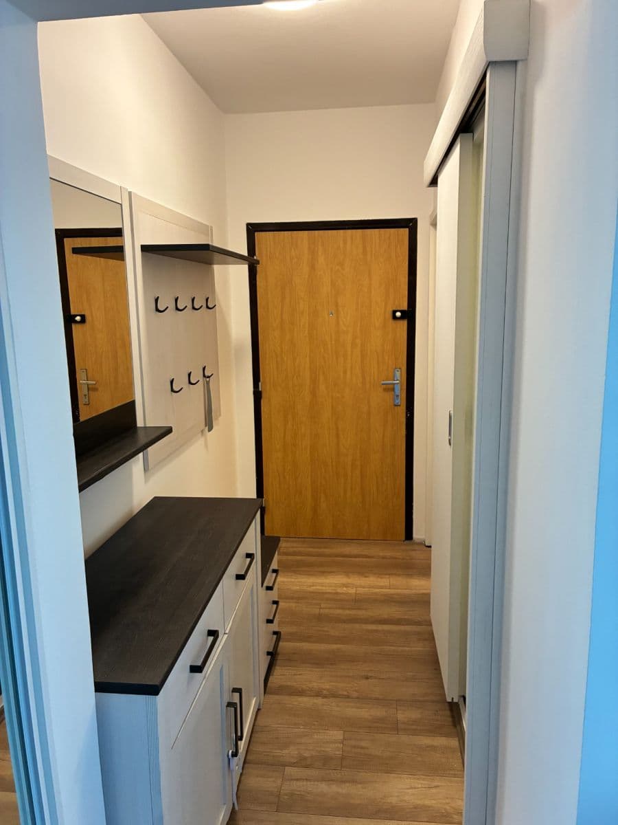 Prodej bytu 3+1 74 m², Hrobákova, Petržalka, Bratislavský kraj Prodej bytu 3+1 74 m², Hrobákova, Petržalka, Bratislavský kraj