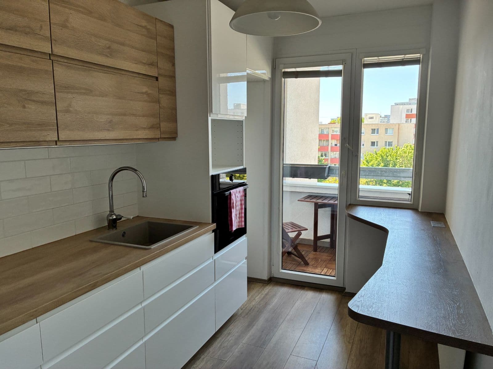 Prodej bytu 3+1 74 m², Hrobákova, Petržalka, Bratislavský kraj Prodej bytu 3+1 74 m², Hrobákova, Petržalka, Bratislavský kraj