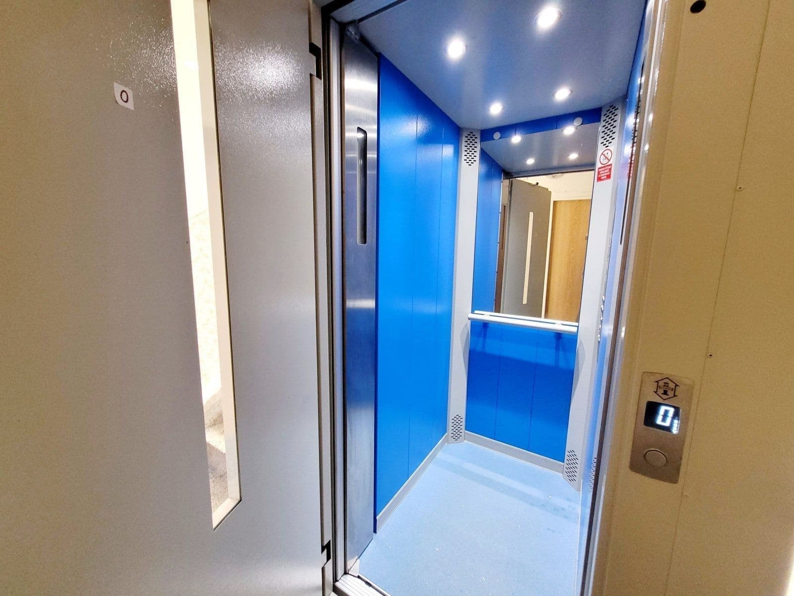 Pronájem bytu 2+1 51 m², Karla Čapka, Havířov, Moravskoslezský kraj Pronájem bytu 2+1 51 m², Karla Čapka, Havířov, Moravskoslezský kraj