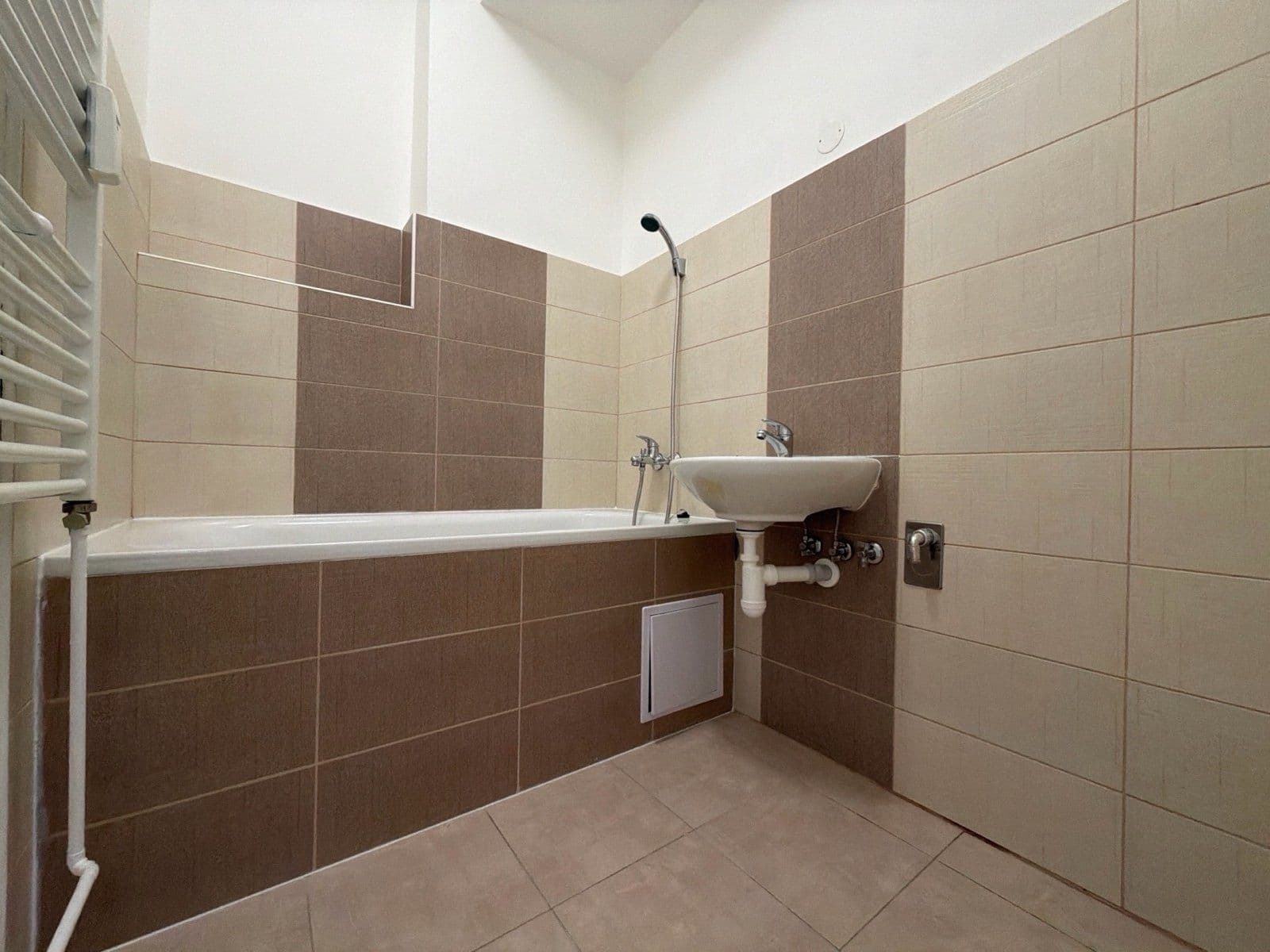 Pronájem bytu 3+1 74 m², Mírová, Havířov, Moravskoslezský kraj Pronájem bytu 3+1 74 m², Mírová, Havířov, Moravskoslezský kraj