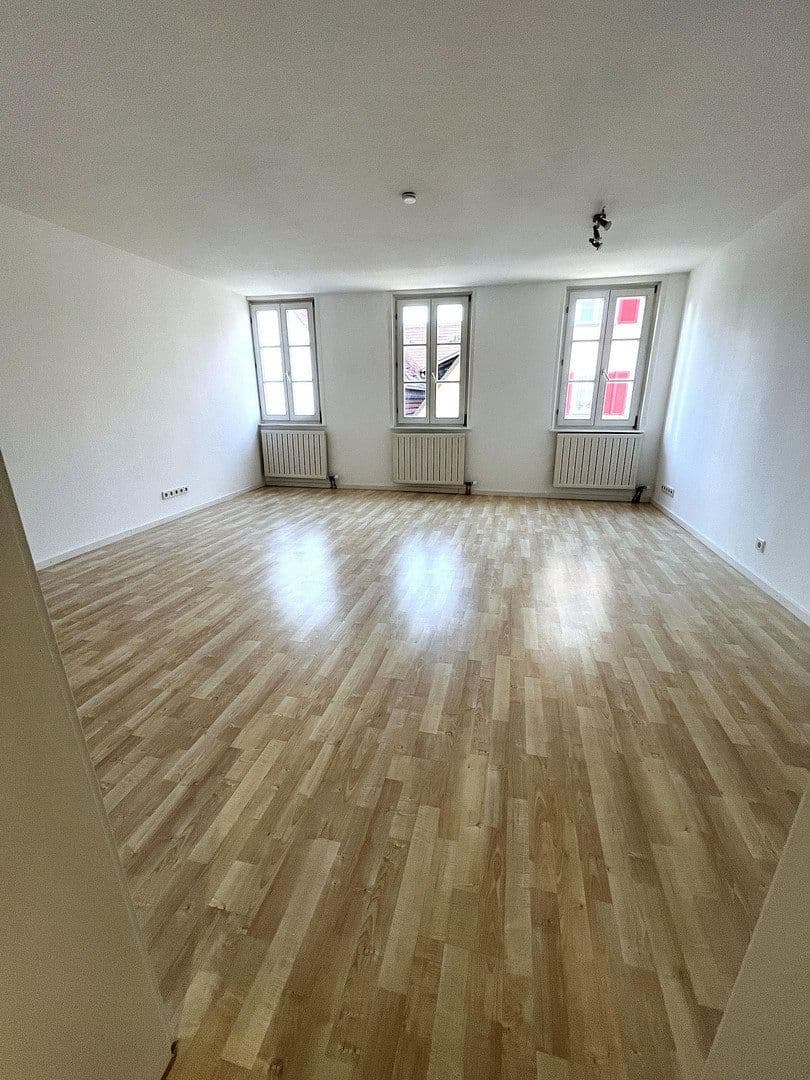 Pronájem bytu 2+1 75 m², Johann-Philipp-Palm-Straße 8, Schorndorf, Bádensko-Württembersko Pronájem bytu 2+1 75 m², Johann-Philipp-Palm-Straße 8, Schorndorf, Bádensko-Württembersko