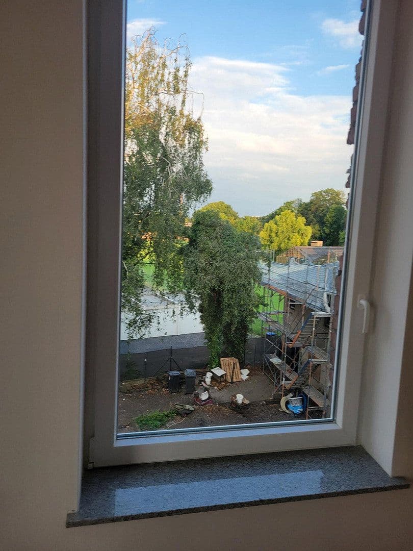 Pronájem bytu 3+1 85 m², Kölnstraße 176, Brühl, Severní Porýní-Vestfálsko Pronájem bytu 3+1 85 m², Kölnstraße 176, Brühl, Severní Porýní-Vestfálsko