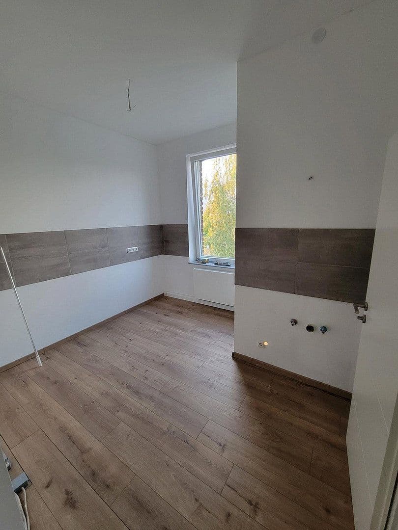 Pronájem bytu 3+1 85 m², Kölnstraße 176, Brühl, Severní Porýní-Vestfálsko Pronájem bytu 3+1 85 m², Kölnstraße 176, Brühl, Severní Porýní-Vestfálsko