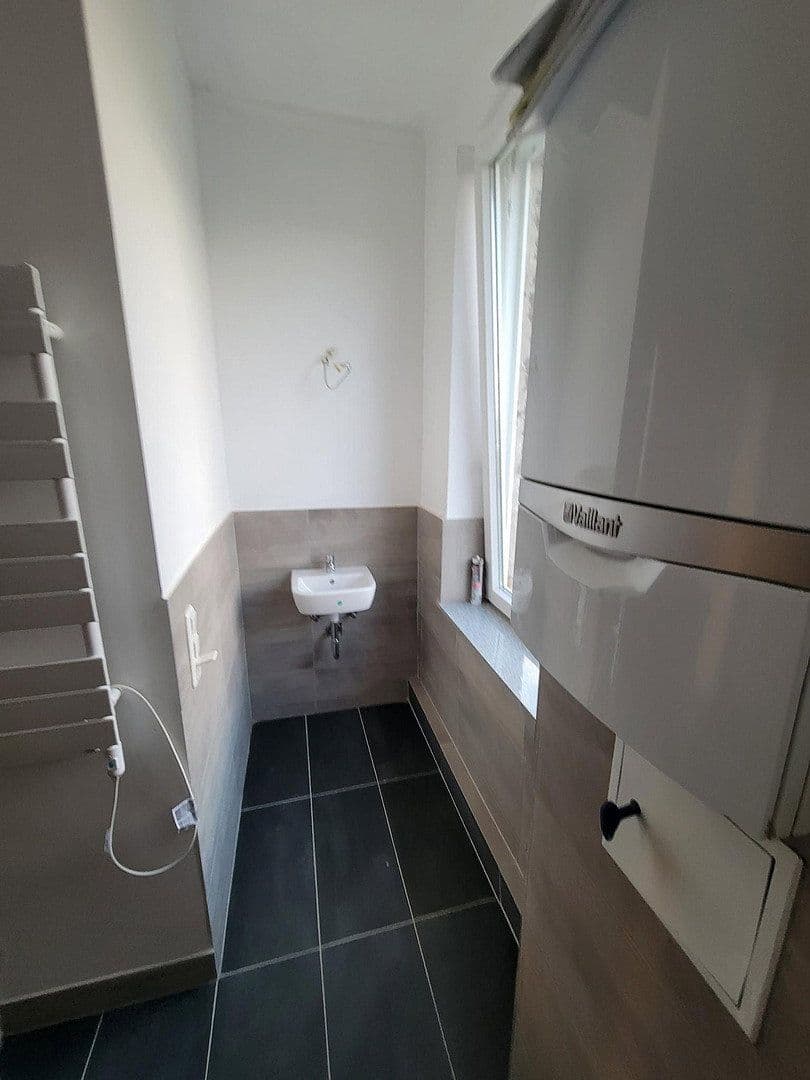 Pronájem bytu 3+1 85 m², Kölnstraße 176, Brühl, Severní Porýní-Vestfálsko Pronájem bytu 3+1 85 m², Kölnstraße 176, Brühl, Severní Porýní-Vestfálsko