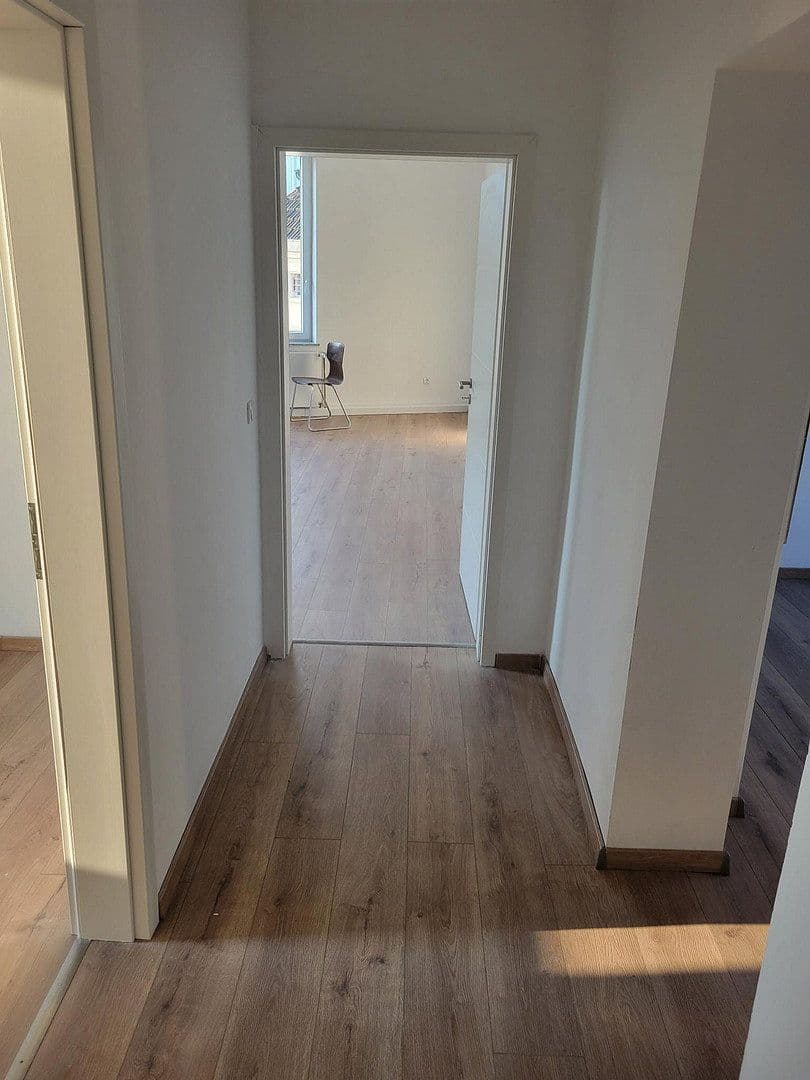 Pronájem bytu 3+1 85 m², Kölnstraße 176, Brühl, Severní Porýní-Vestfálsko Pronájem bytu 3+1 85 m², Kölnstraße 176, Brühl, Severní Porýní-Vestfálsko