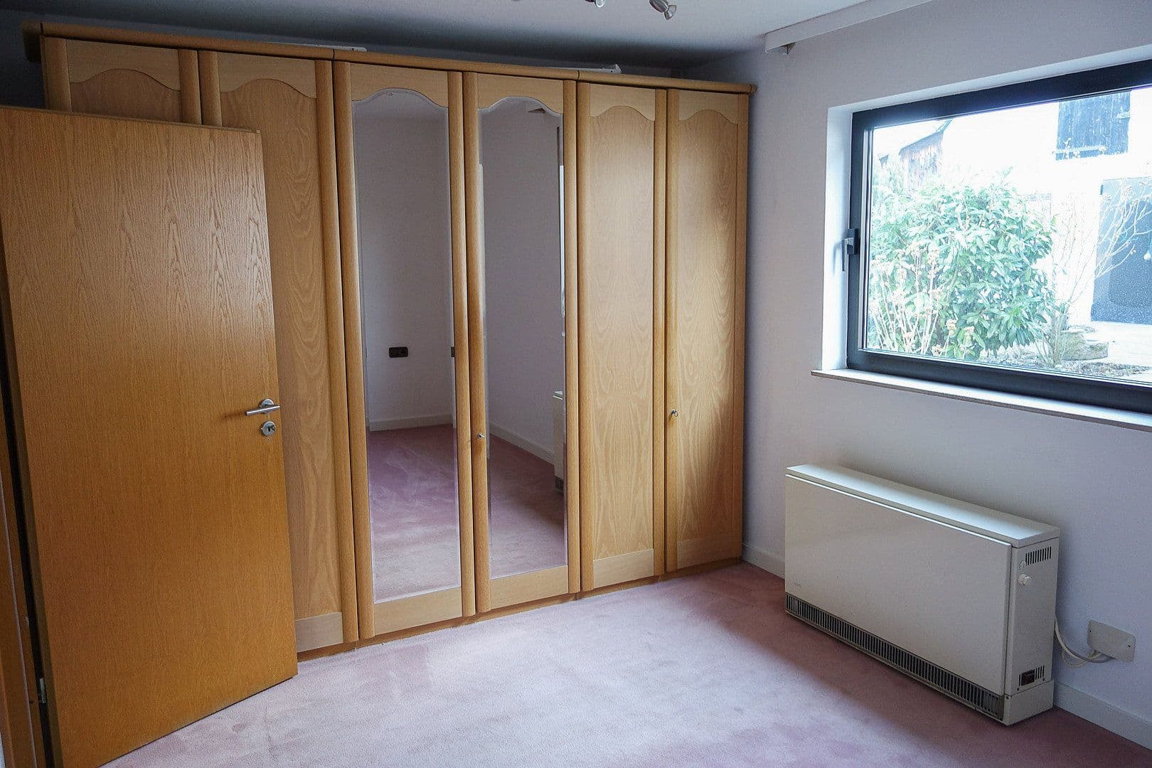 Prodej domu 133 m², pozemek 458 m², Stuttgart, Bádensko-Württembersko Prodej domu 133 m², pozemek 458 m², Stuttgart, Bádensko-Württembersko