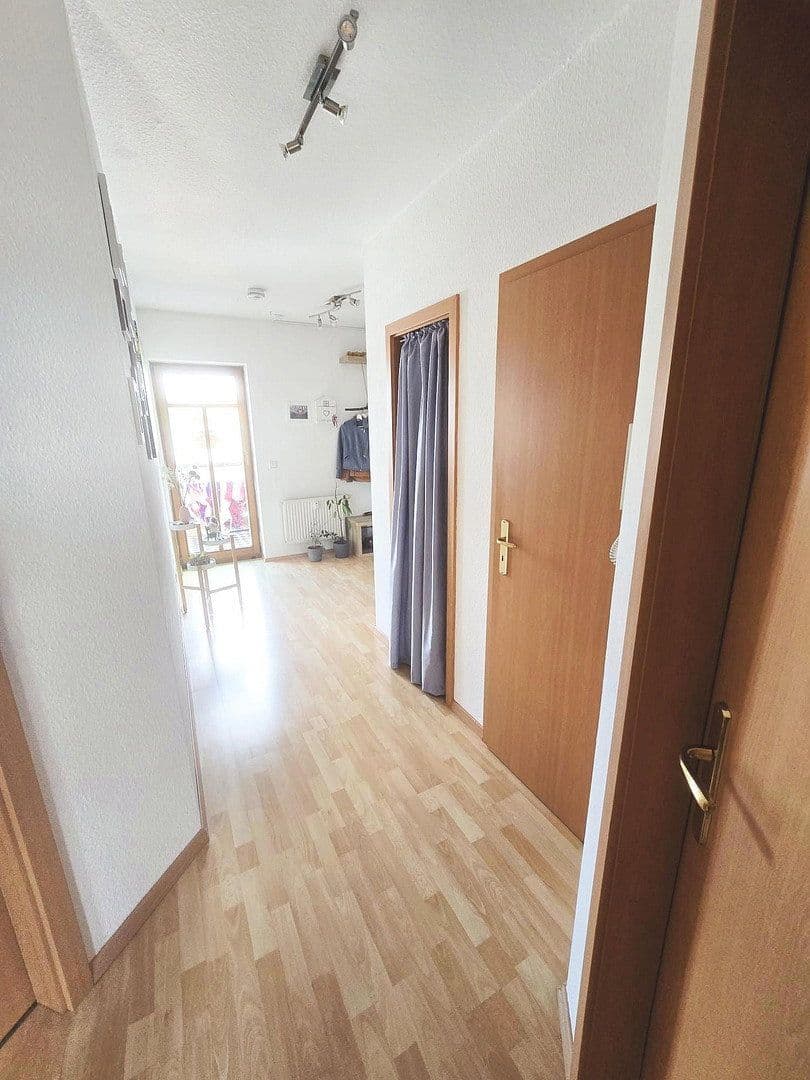 Pronájem bytu 2+1 75 m², Waldenburger Straße 14, Glauchau, Sasko Pronájem bytu 2+1 75 m², Waldenburger Straße 14, Glauchau, Sasko