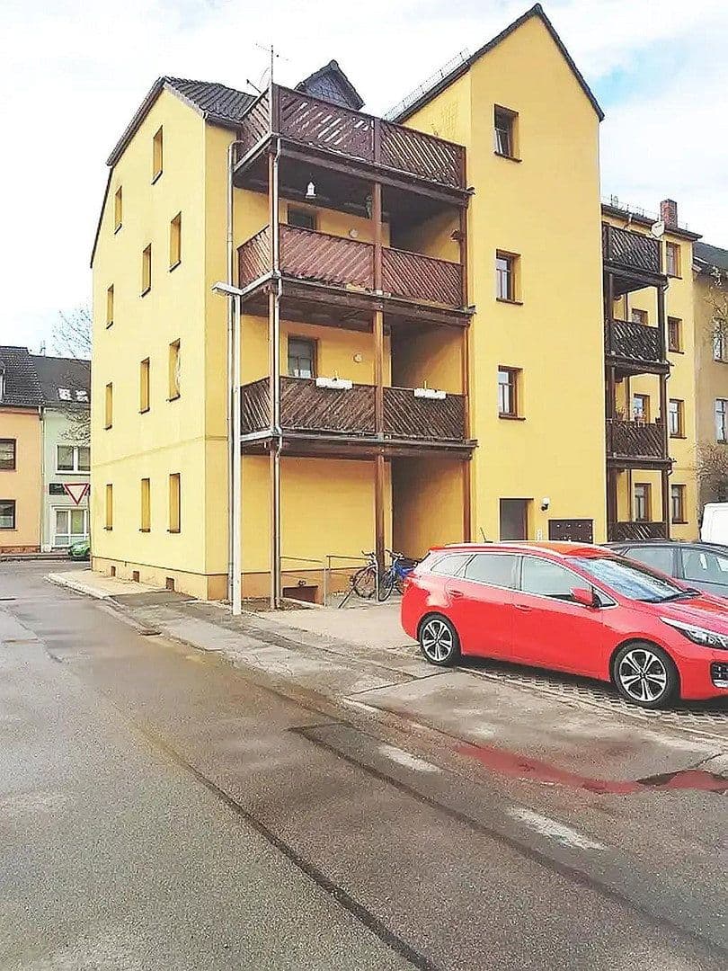 Pronájem bytu 2+1 75 m², Waldenburger Straße 14, Glauchau, Sasko Pronájem bytu 2+1 75 m², Waldenburger Straße 14, Glauchau, Sasko