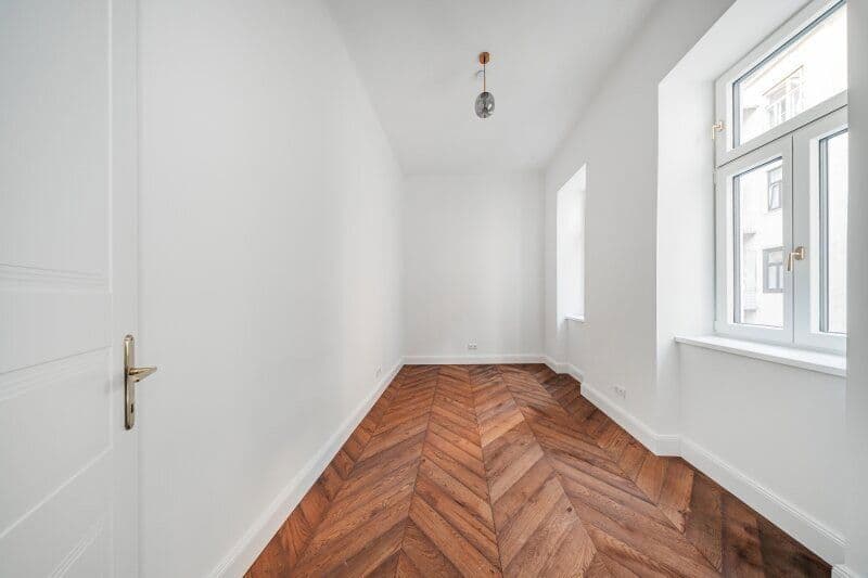 Pronájem bytu 3+1 89 m², München, Bavorsko Pronájem bytu 3+1 89 m², München, Bavorsko