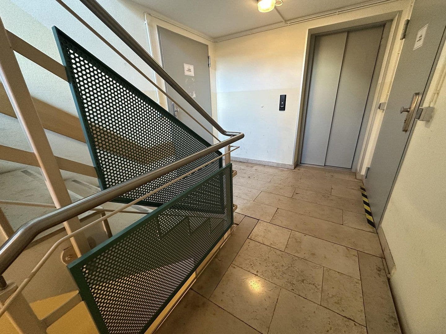 Prodej bytu 3+1 61 m², Kipsdorfer Straße 121-121B, Dresden, Sasko Prodej bytu 3+1 61 m², Kipsdorfer Straße 121-121B, Dresden, Sasko