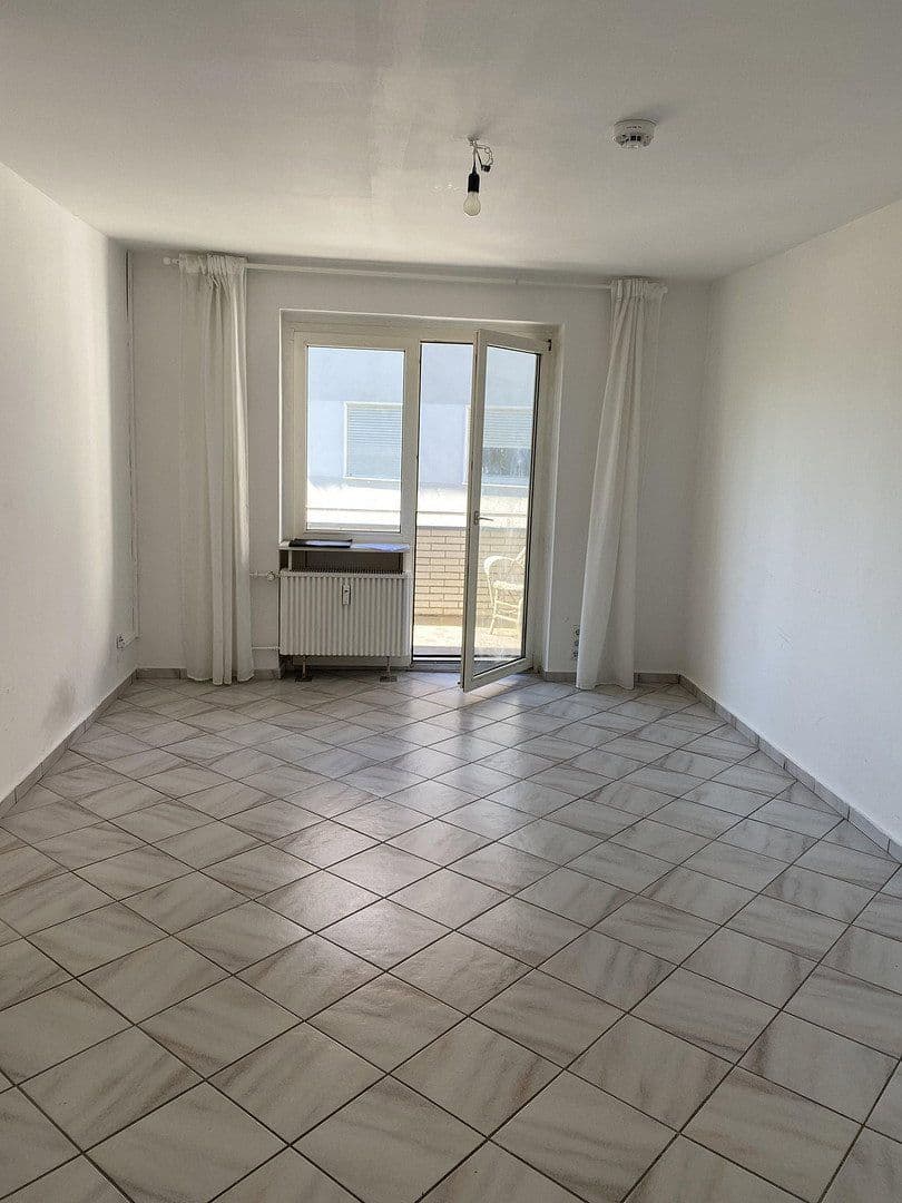 Pronájem bytu 2+1 60 m², Schiebelhuthweg 29c, Darmstadt, Hessen Pronájem bytu 2+1 60 m², Schiebelhuthweg 29c, Darmstadt, Hessen