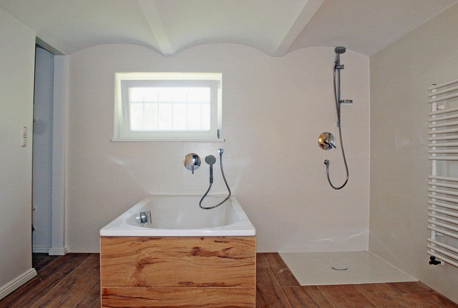 Pronájem bytu 4+1 130 m², Bernauer Chaussee 48, Wandlitz, Braniborsko Pronájem bytu 4+1 130 m², Bernauer Chaussee 48, Wandlitz, Braniborsko