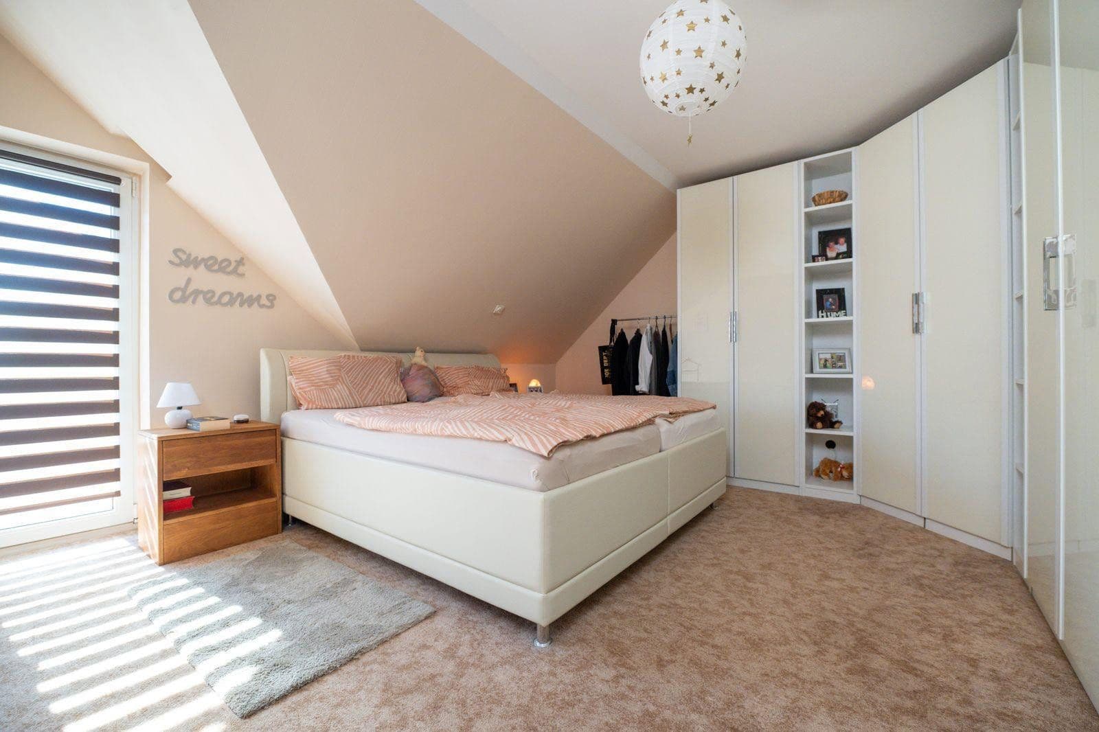 Prodej domu 188 m², pozemek 714 m², Plauen, Sasko Prodej domu 188 m², pozemek 714 m², Plauen, Sasko