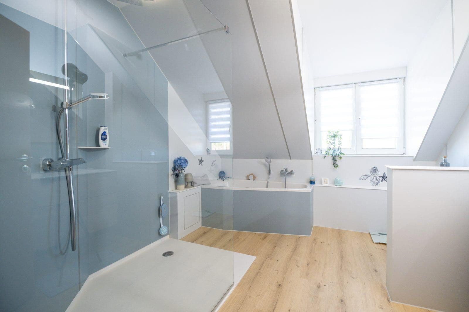 Prodej domu 188 m², pozemek 714 m², Plauen, Sasko Prodej domu 188 m², pozemek 714 m², Plauen, Sasko