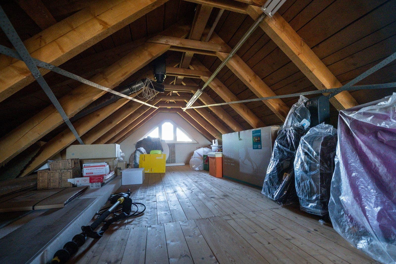 Prodej domu 188 m², pozemek 714 m², Plauen, Sasko Prodej domu 188 m², pozemek 714 m², Plauen, Sasko