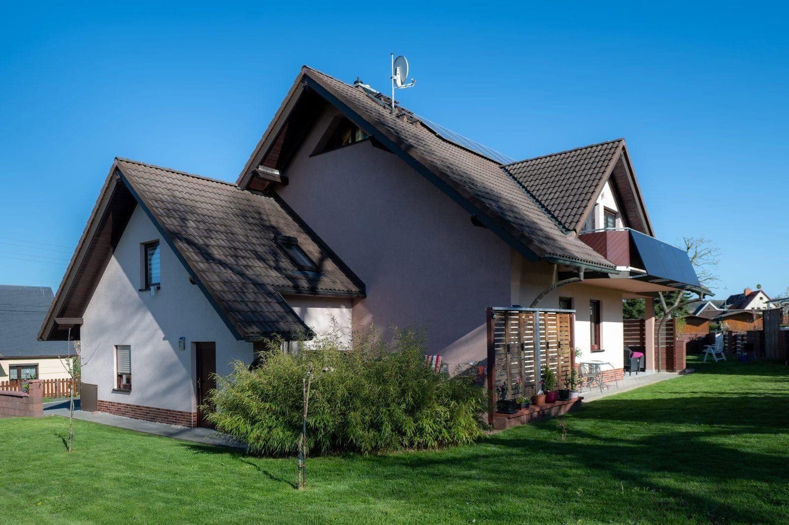 Prodej domu 188 m², pozemek 714 m², Plauen, Sasko Prodej domu 188 m², pozemek 714 m², Plauen, Sasko
