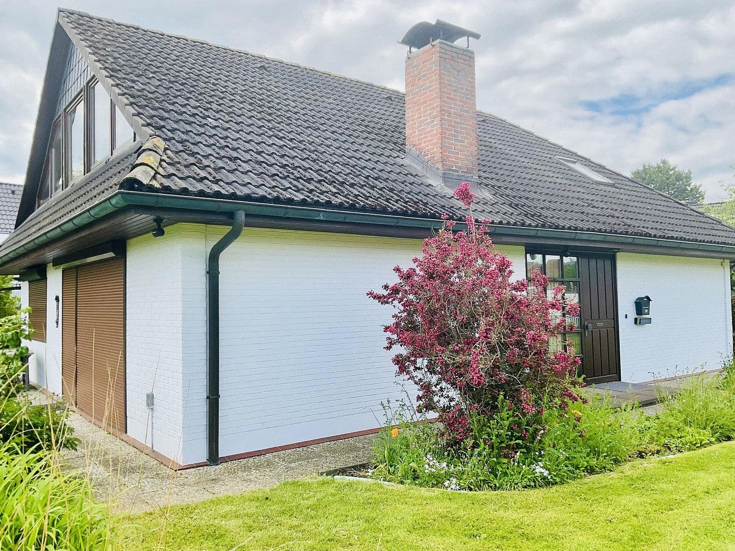 Prodej domu 155 m², pozemek 1.294 m², Jork, Dolní Sasko Prodej domu 155 m², pozemek 1.294 m², Jork, Dolní Sasko