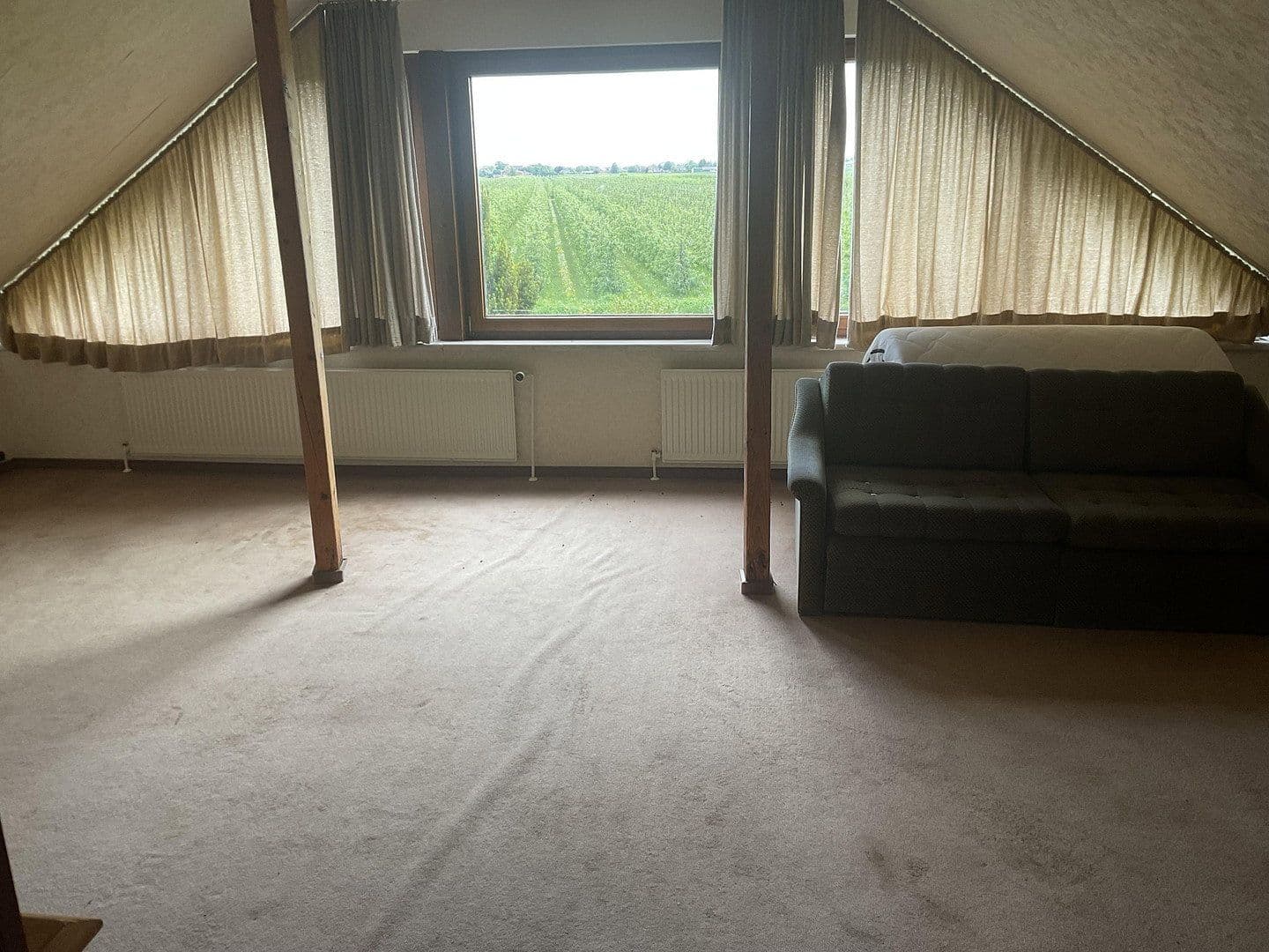 Prodej domu 155 m², pozemek 1.294 m², Jork, Dolní Sasko Prodej domu 155 m², pozemek 1.294 m², Jork, Dolní Sasko