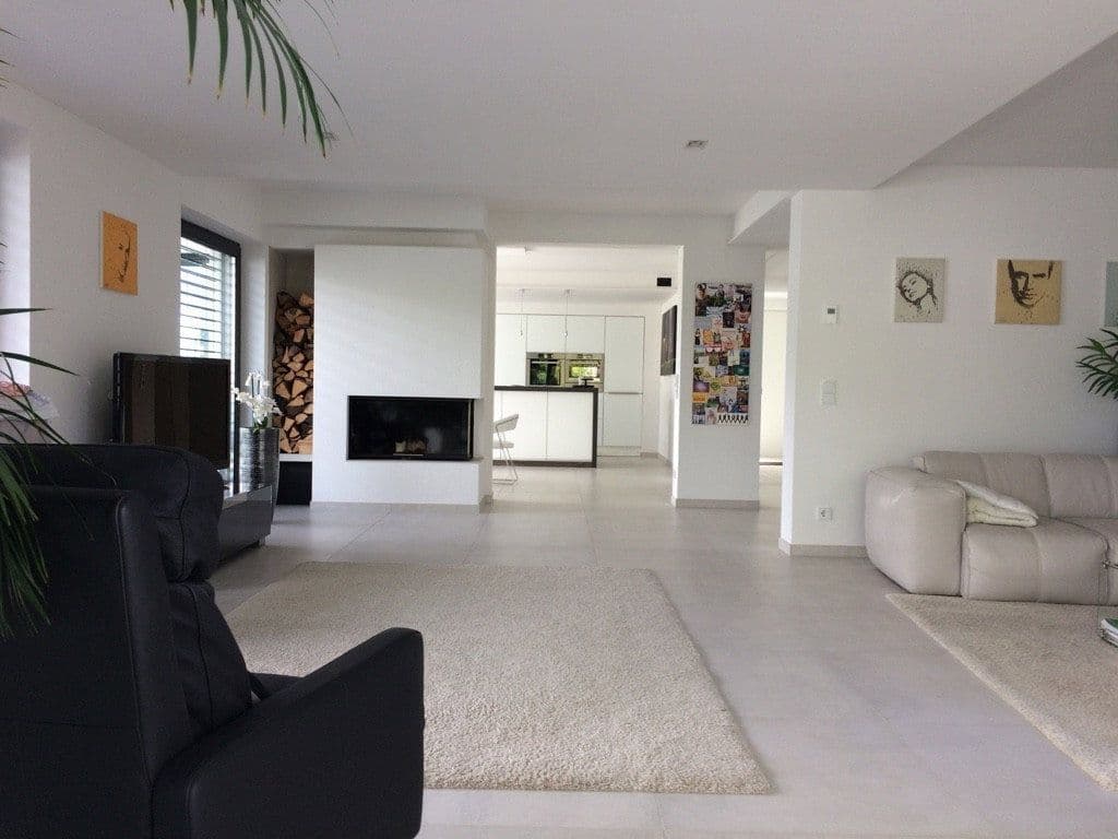 Prodej domu 315 m², pozemek 700 m², Kelkheim (Taunus), Hessen Prodej domu 315 m², pozemek 700 m², Kelkheim (Taunus), Hessen