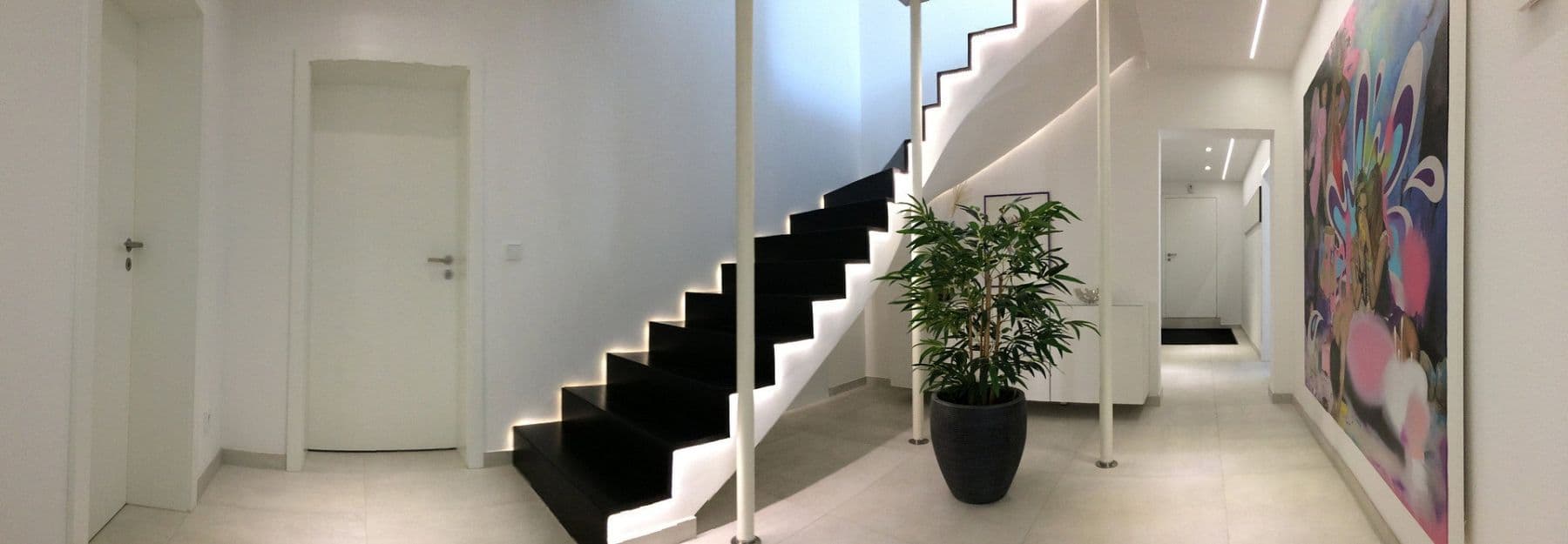 Prodej domu 315 m², pozemek 700 m², Kelkheim (Taunus), Hessen Prodej domu 315 m², pozemek 700 m², Kelkheim (Taunus), Hessen