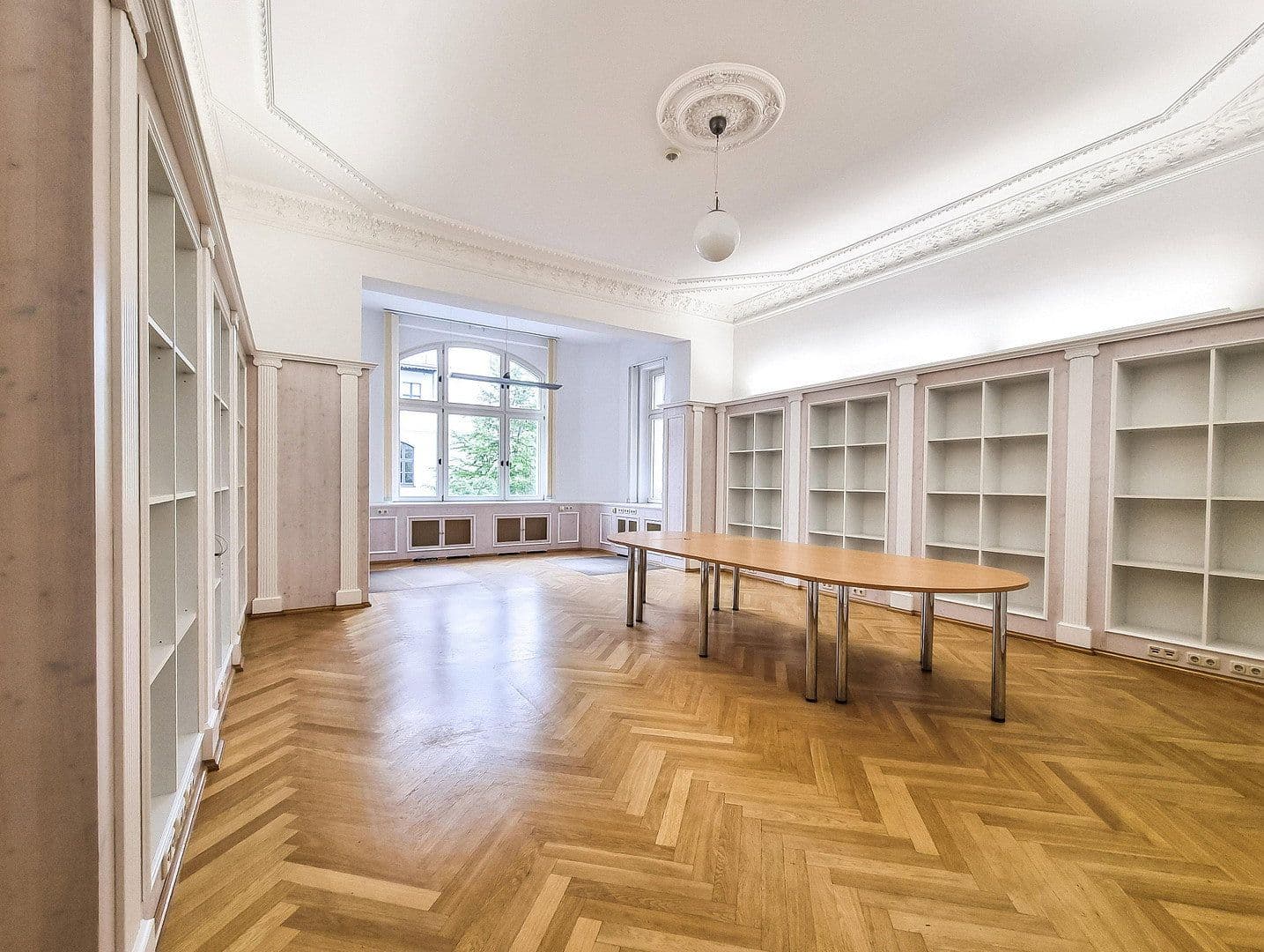 Pronájem kanceláře 300 m², Leipzig, Sasko Pronájem kanceláře 300 m², Leipzig, Sasko
